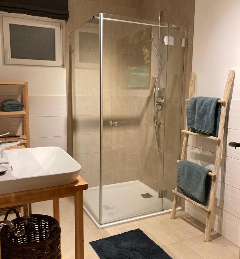 שטיינדורף אם אוסיאכר סי Zirben Appartement Zwischen Berg Und See מראה חיצוני תמונה